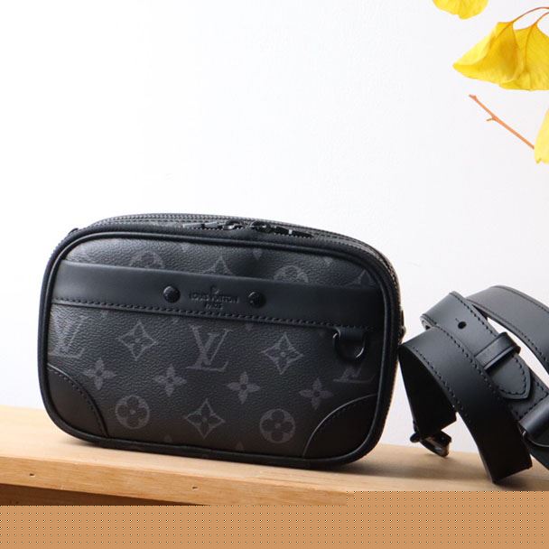 LV Clutch Bags